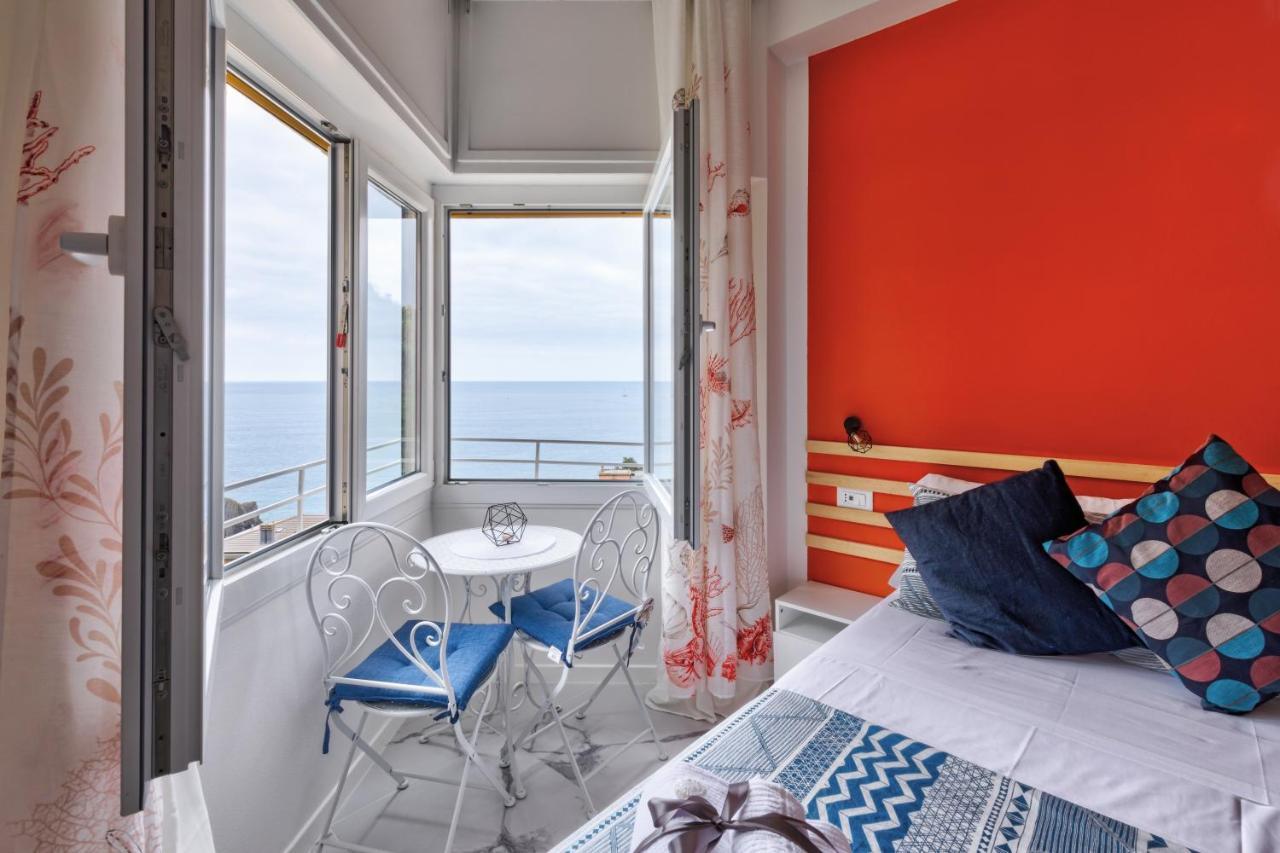 Sofia Holiday Hotel Riomaggiore Ngoại thất bức ảnh