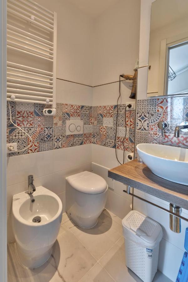 Sofia Holiday Hotel Riomaggiore Ngoại thất bức ảnh
