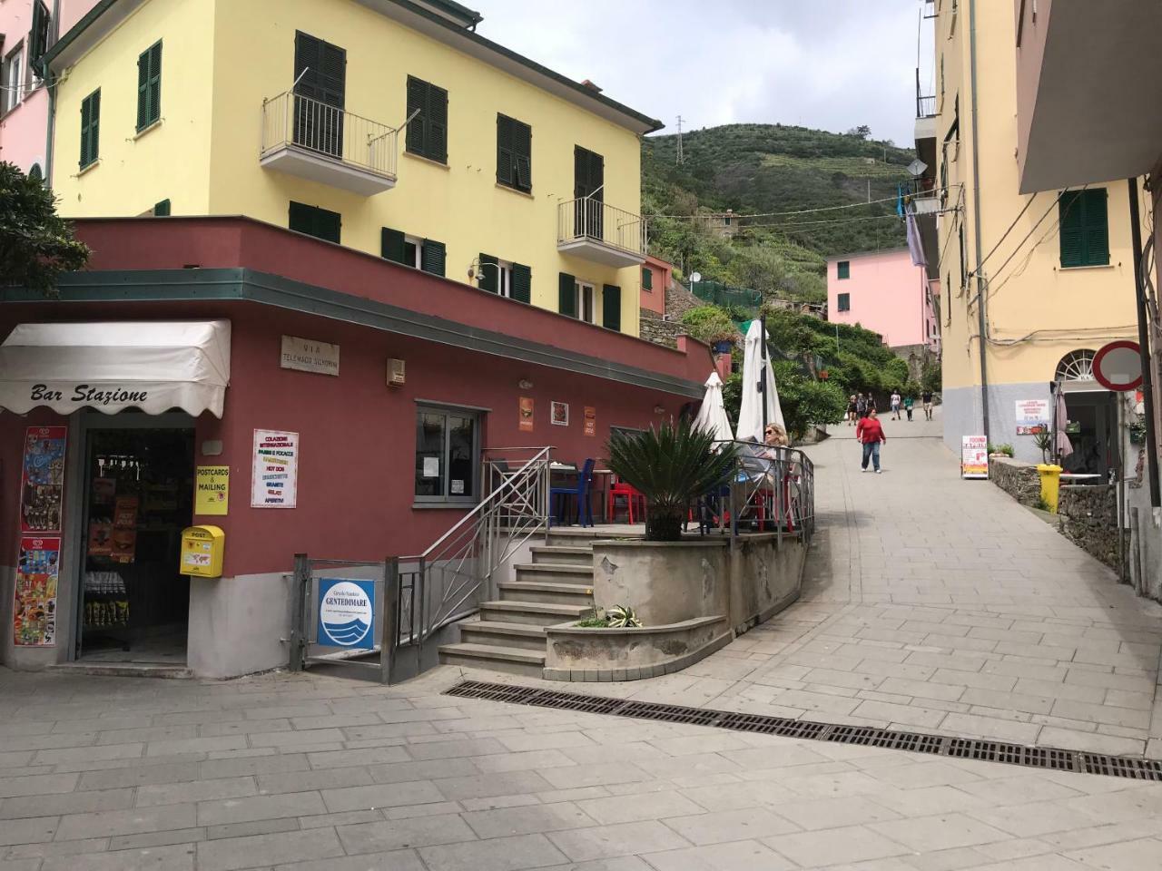 Sofia Holiday Hotel Riomaggiore Ngoại thất bức ảnh
